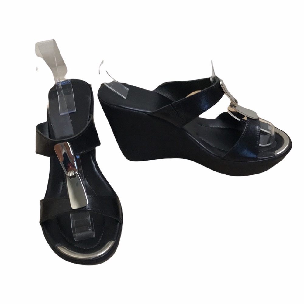 Matisse Wedge Platform Silver Accent Sandals Sz 9